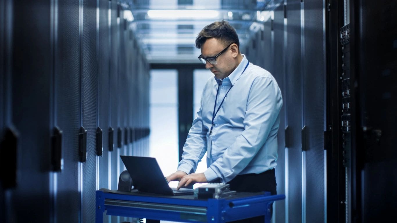 Your Data Center Storage Specialists